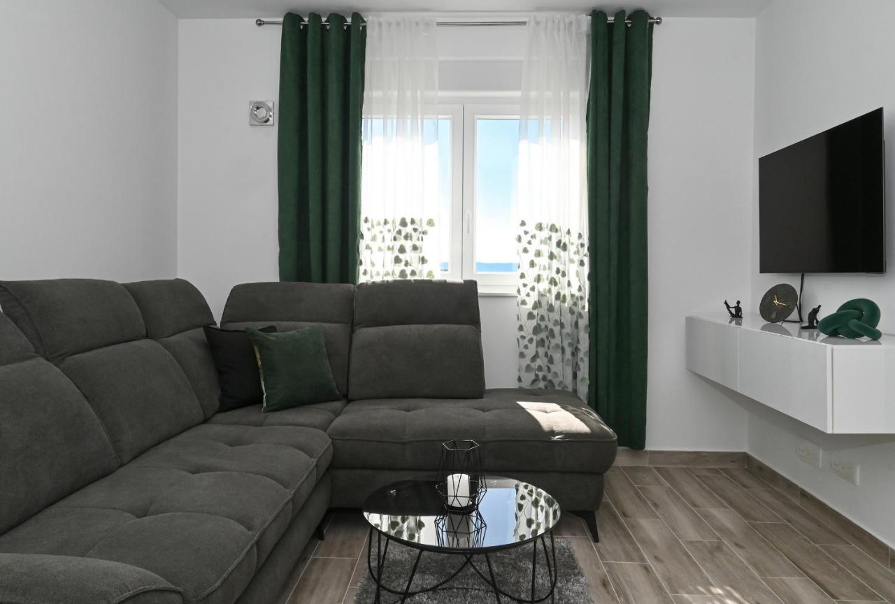 Luxury Apartment White Crystal Kaštela Eksteriør billede