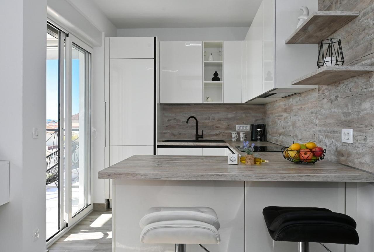 Luxury Apartment White Crystal Kaštela Eksteriør billede
