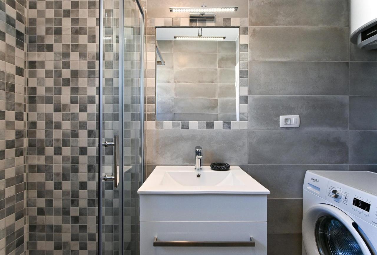 Luxury Apartment White Crystal Kaštela Eksteriør billede