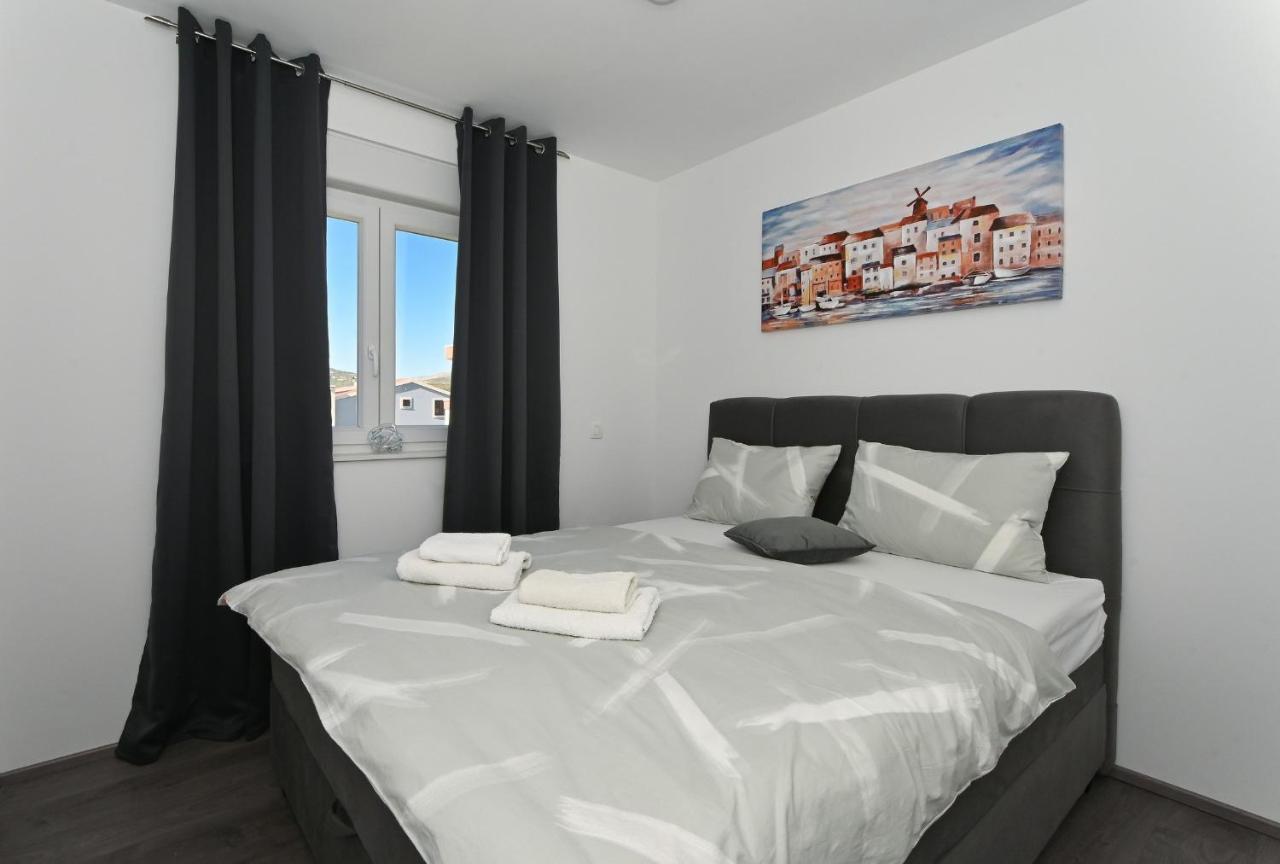 Luxury Apartment White Crystal Kaštela Eksteriør billede